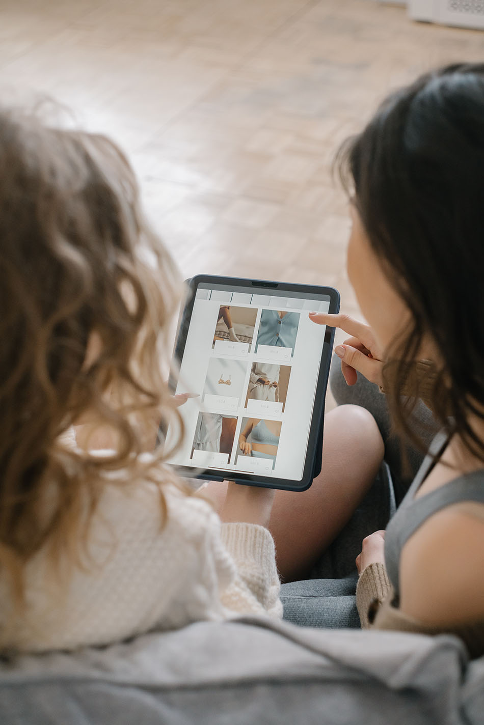 Shopping on Social Media